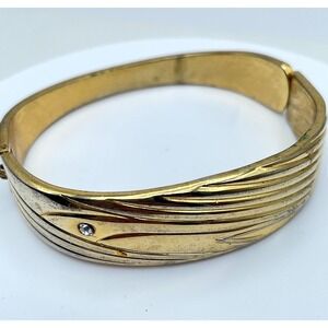 Vintage‎ Gold-Tone Classic Rhinestone Engraved Cuff Hinged Clamper Bracelet